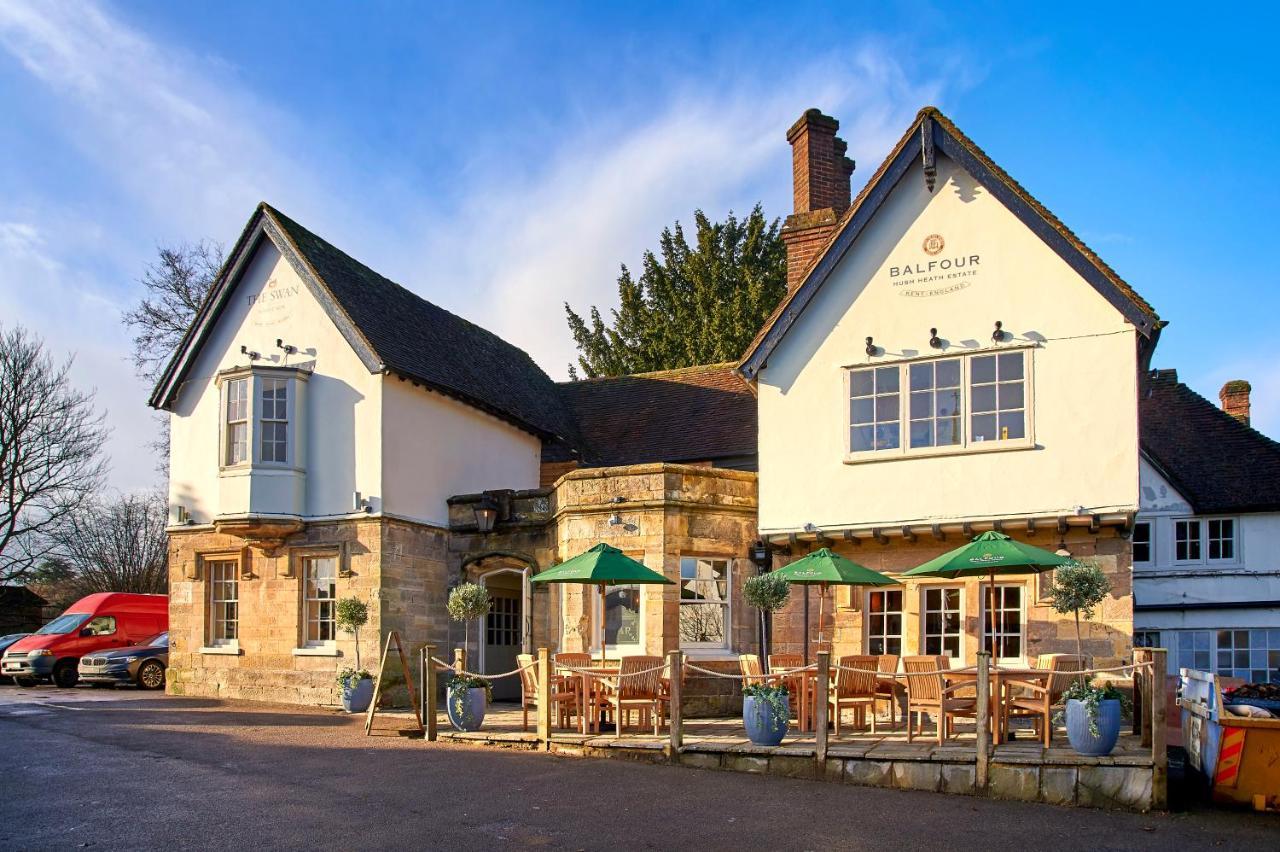 The Swan At Forest Row Zewnętrze zdjęcie